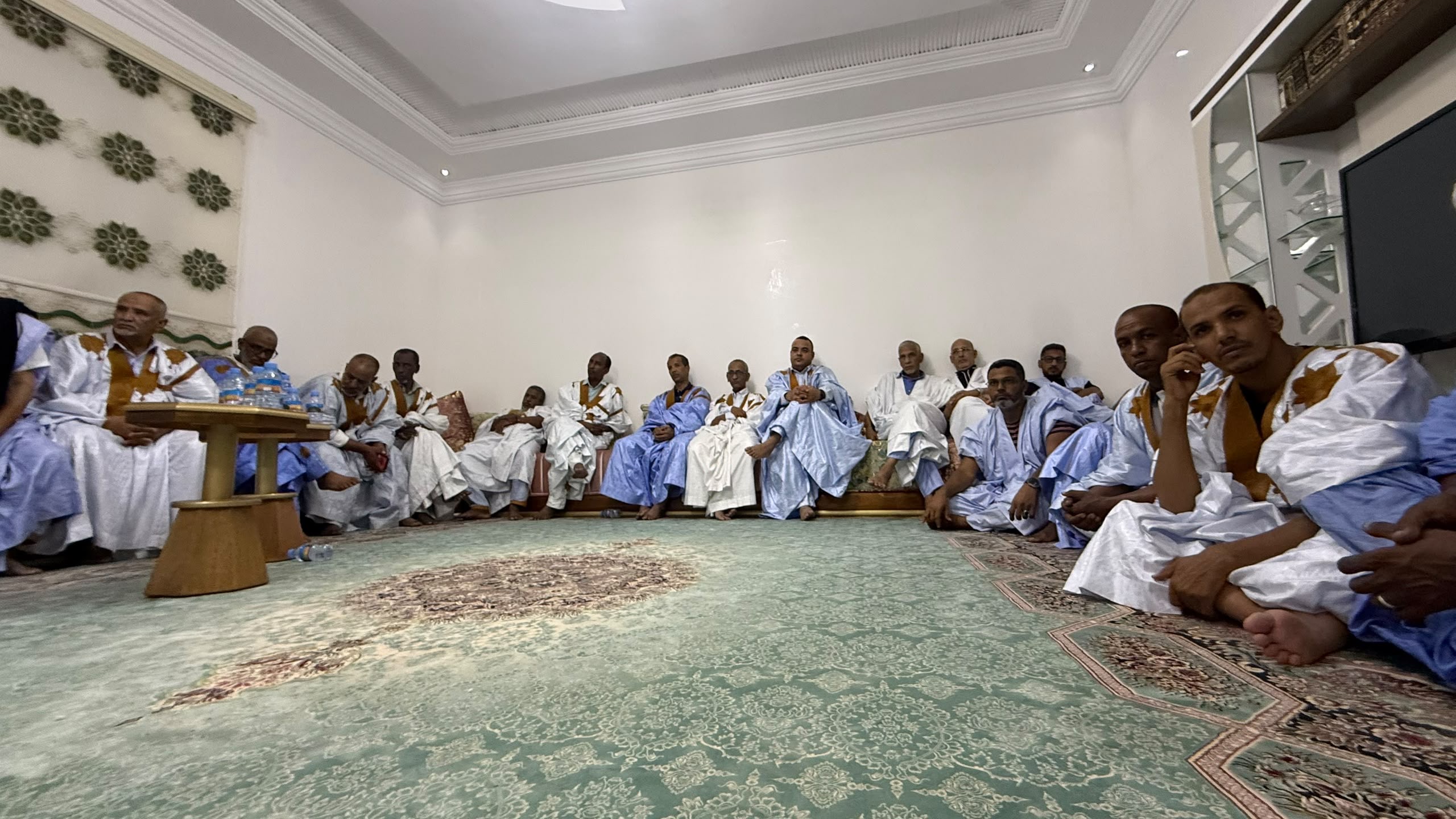 أسرة اهل احمد قاظي تشكر كافة المعزين في الوالد الشيخ محمد الامين