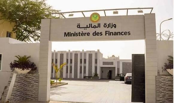 إلزام المؤسسات العمومية باستخدام منصة ألكترونية للفوترة