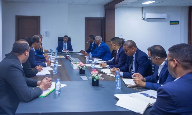 وزير النقل " شركة ETER تتحمل مسؤولبة أعطال الطرق